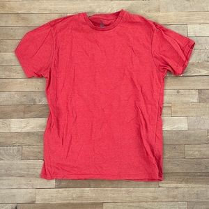 Gap Red tee